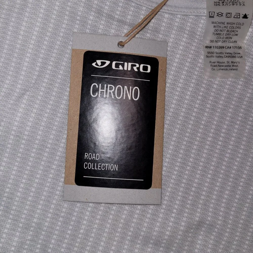 Giro Women's Chrono Short Sleeve Base Layer, White, Size S/M Retail $75 - Picture 6 of 12